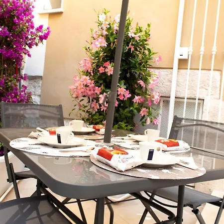 Il Cortile Degli Ulivi 3* 安德里亚