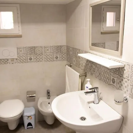 Il Cortile Degli Ulivi 3*