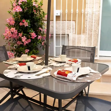 Bed & Breakfast Il Cortile Degli Ulivi